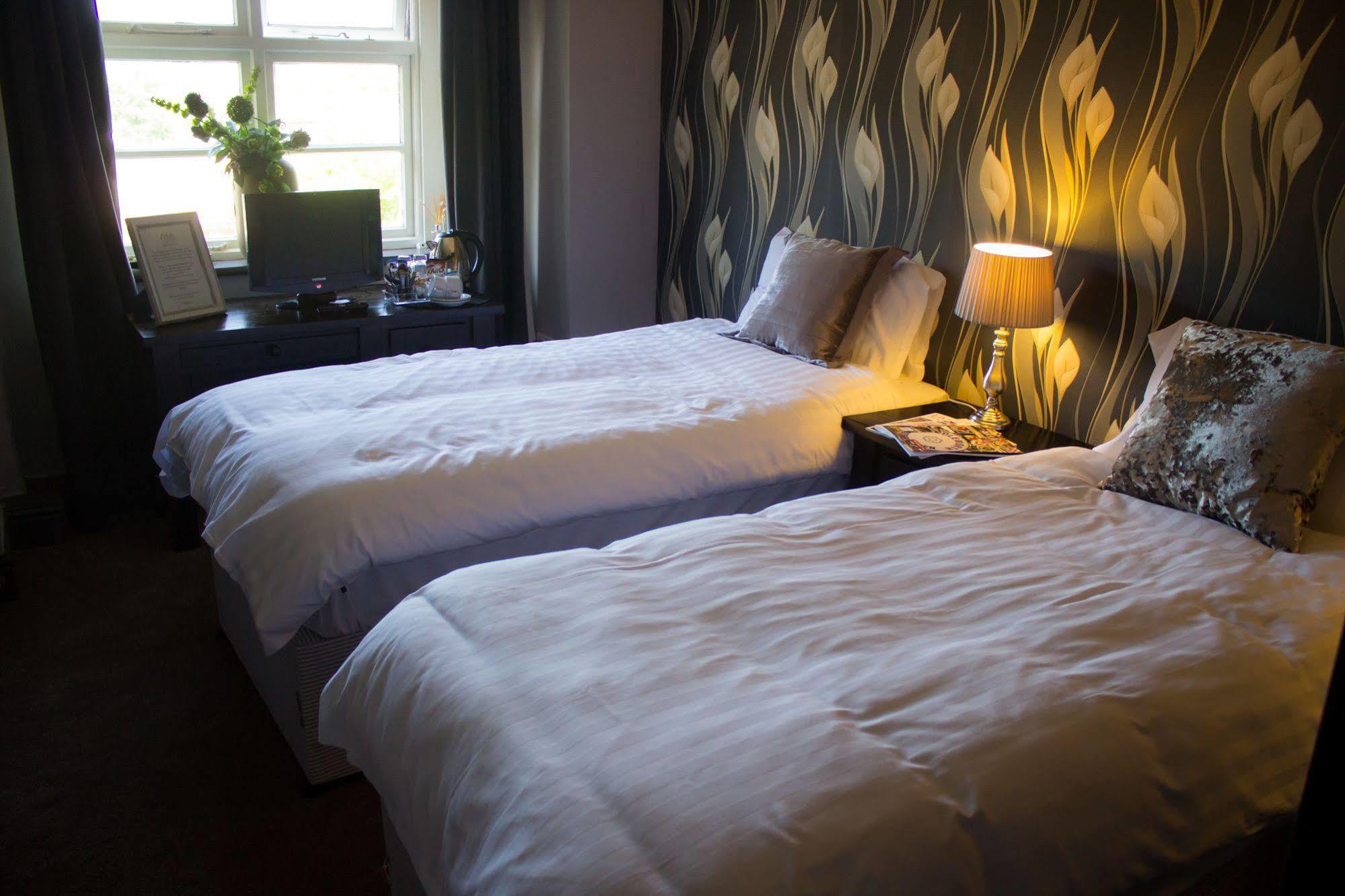 Bed and Breakfast The Malthouse Rishworth Экстерьер фото